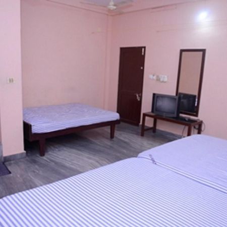 Ppg Tourist Home Chottanikara Εξωτερικό φωτογραφία