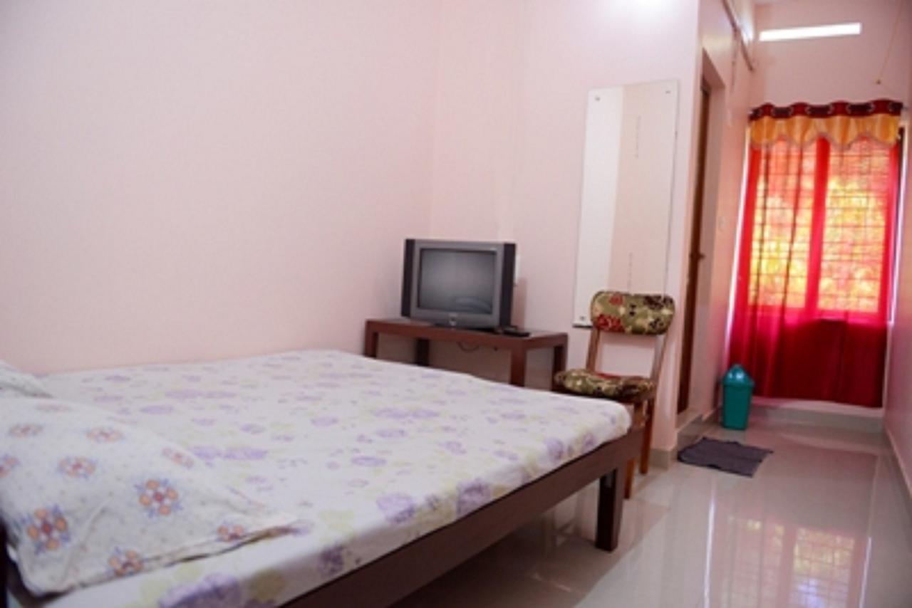 Ppg Tourist Home Chottanikara Εξωτερικό φωτογραφία